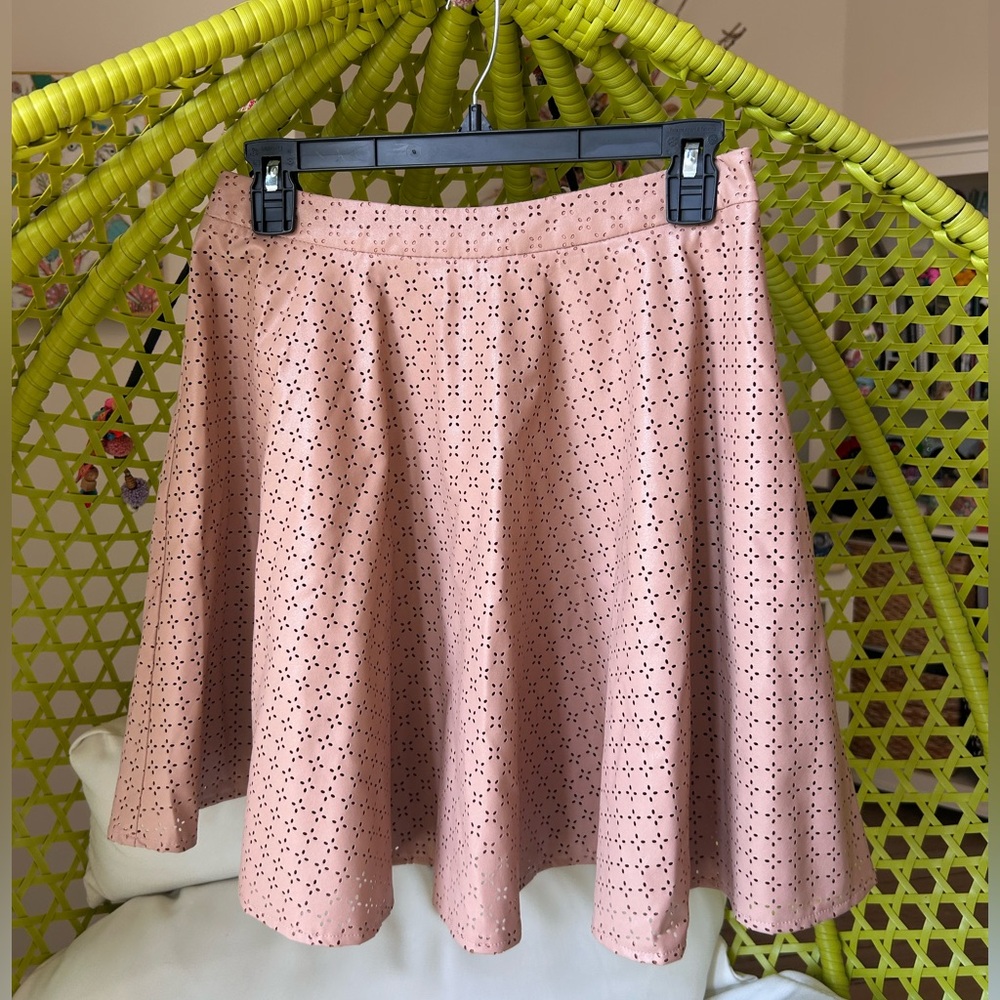 Sunday in Brooklyn Astral Swing Faux Leather Skirt from Anthropologie. Size 6.